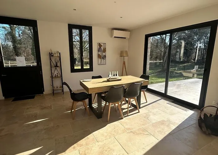 Semesterbostad Maison Dans Les Bois