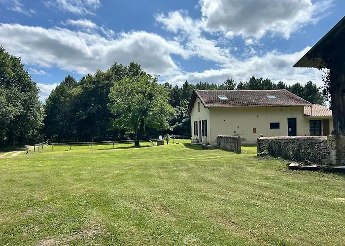 Maison Dans Les Bois Semesterbostad *