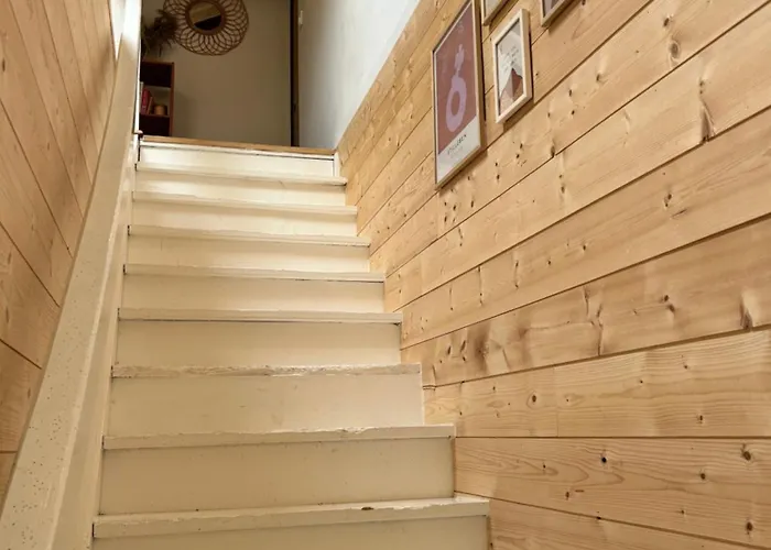 Maison Dans Les Bois Lacquy